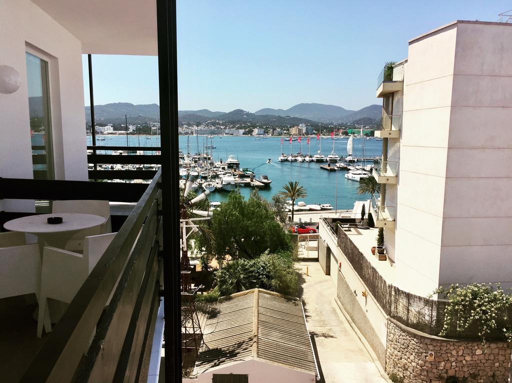 Es Mitjorn Hotel ซานอันโตนิโอ ภายนอก รูปภาพ