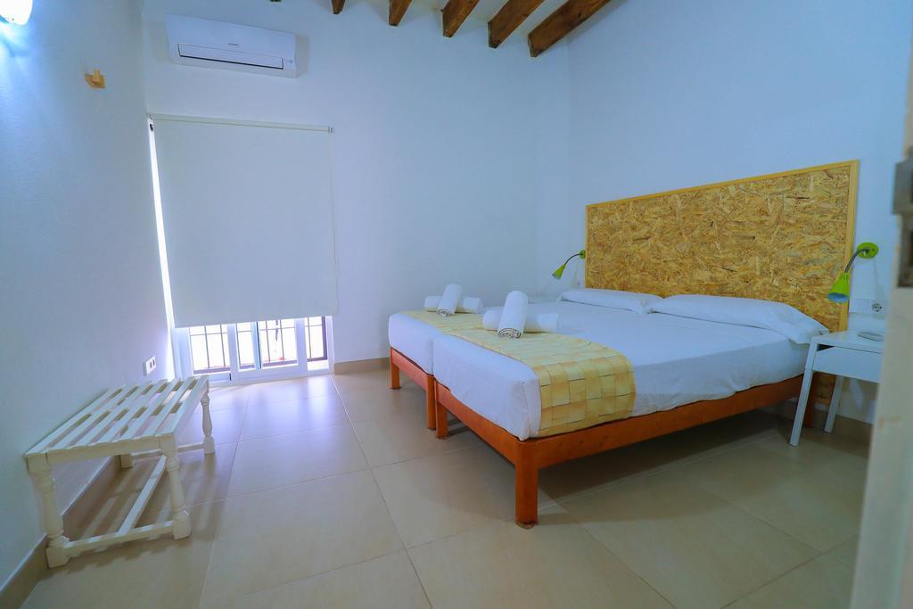 Es Mitjorn Hotel ซานอันโตนิโอ ภายนอก รูปภาพ