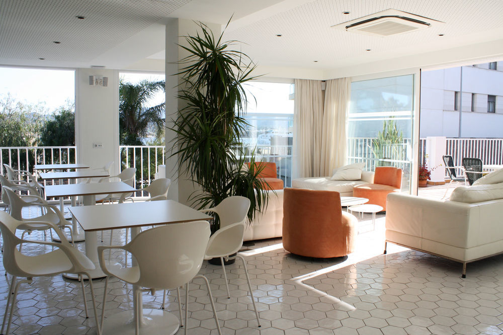 Es Mitjorn Hotel ซานอันโตนิโอ ภายนอก รูปภาพ
